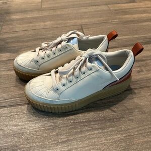 Sorel Ona Ave Low Leather & Waterproof Sneaker